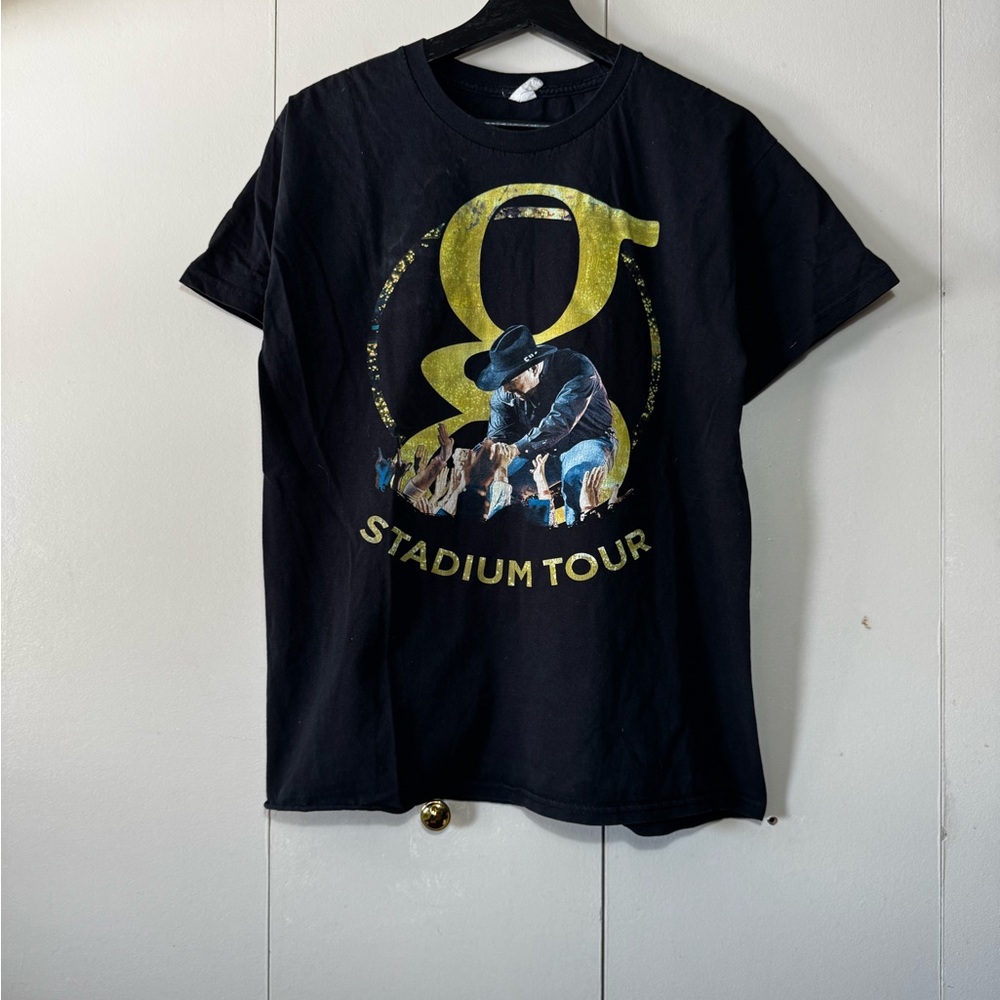 Garth brooks Hanes Black and Gold Stadium Tour T-Shirt